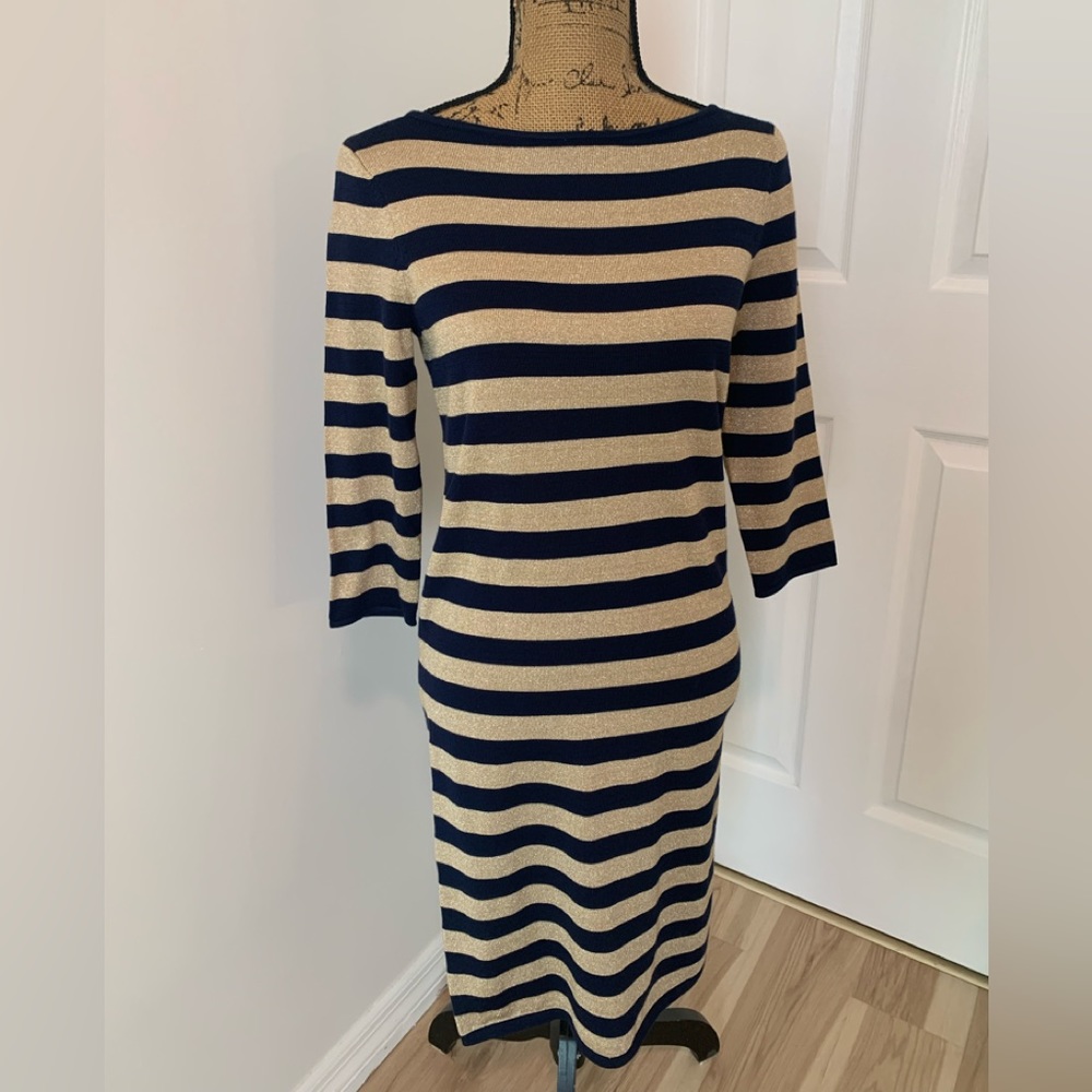 Ralph Lauren beautiful dress! Wear for the holidays or festive event!
